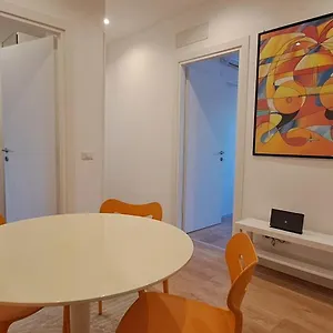 Casa Chiabrera , Roma Italia
